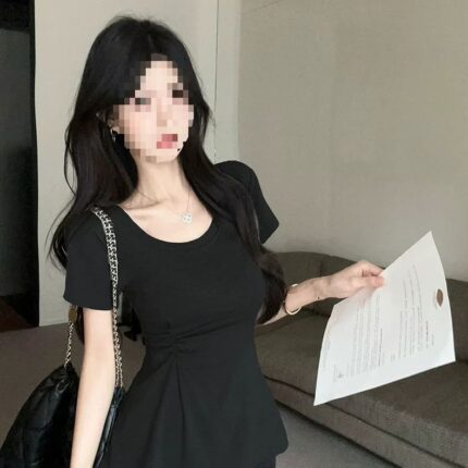 韩版小众别致圆领T裙掐腰小众设计感正肩T恤女显瘦上衣女白色黑色